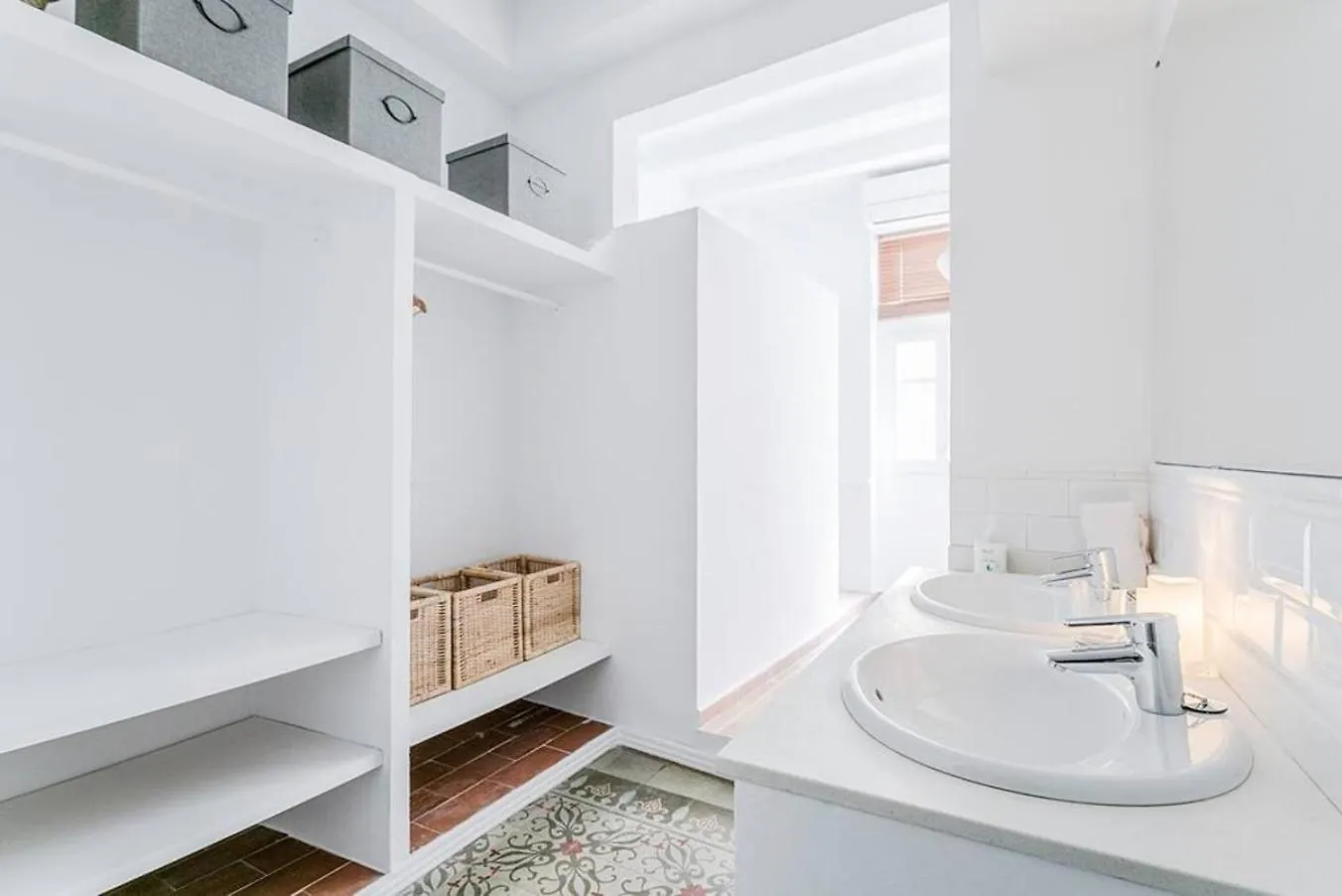 Exquisite&Historic Flat With Rooftop Barcelona