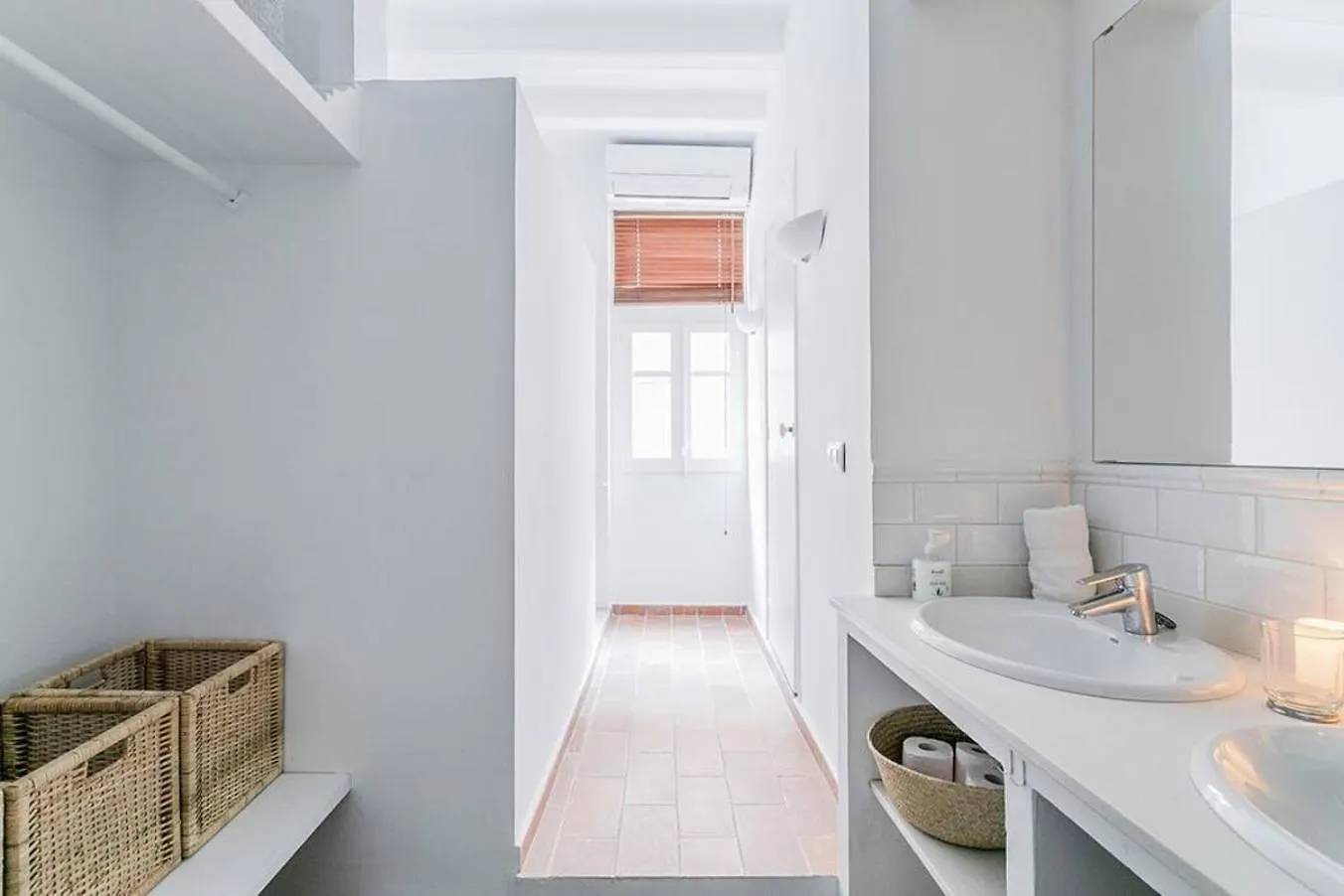 Exquisite&Historic Flat With Rooftop Barcelona Apartment